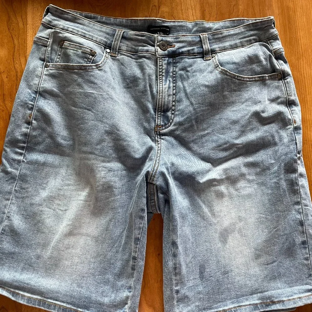 Universal Standard Denim Shorts 14 (Not Stained) - Picture 1 of 4